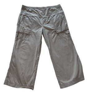 Liz Lange Maternity Tan Khaki Capri Summer Cropped Pants